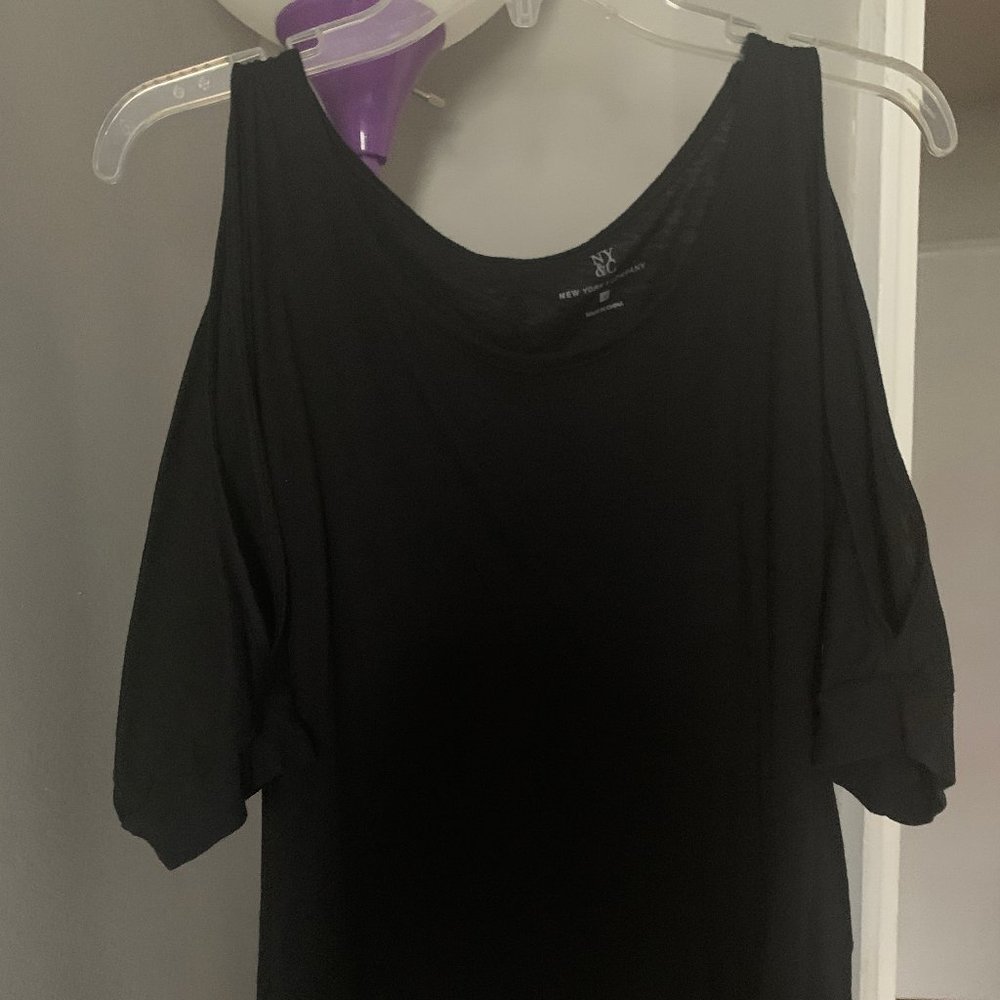 NY & Company Black quarter sleeve